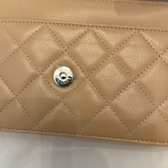Chanel Wallet on chain Classic Beige worn once comes complete giftable set - Picture 12 of 12